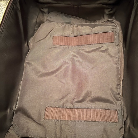 SOLD!Authentic Louis Vuitton Damier Pegase 45 - Picture 10 of 15